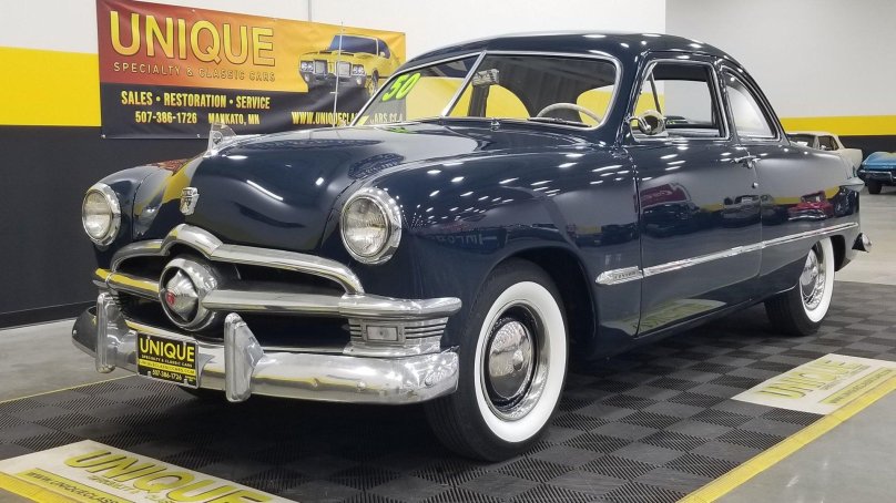 Ford Custom Deluxe 1950