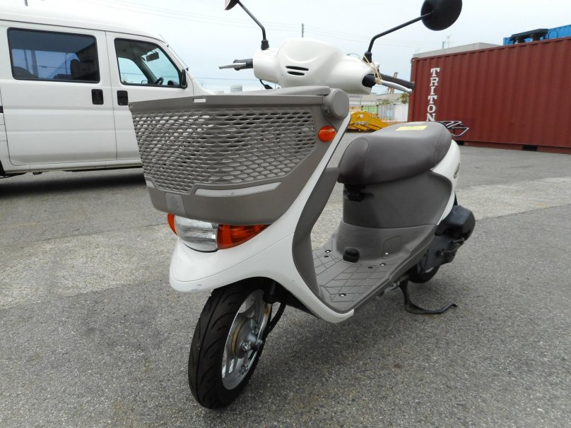 Suzuki Lets 4 Basket