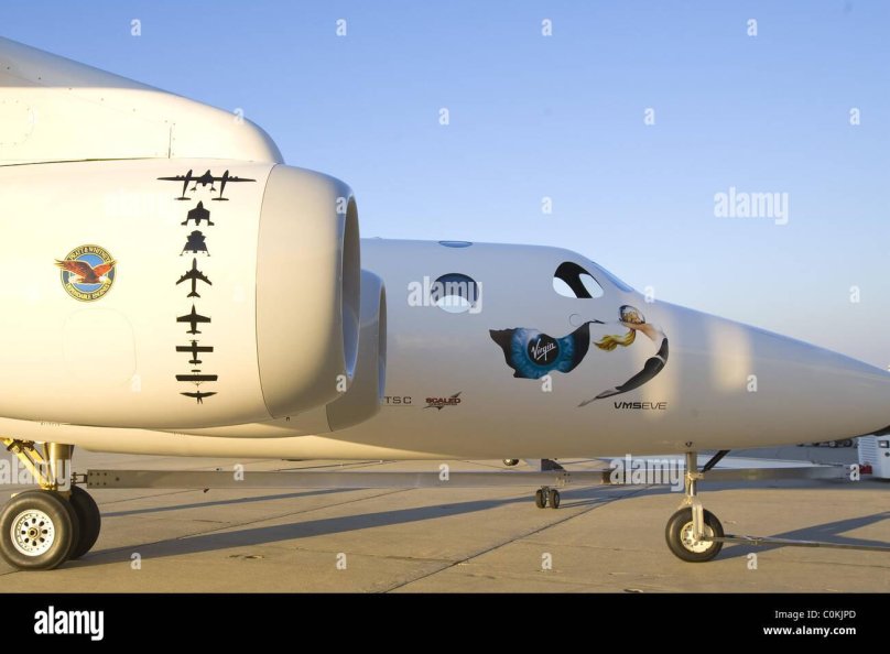 Virgin Galactic самолет