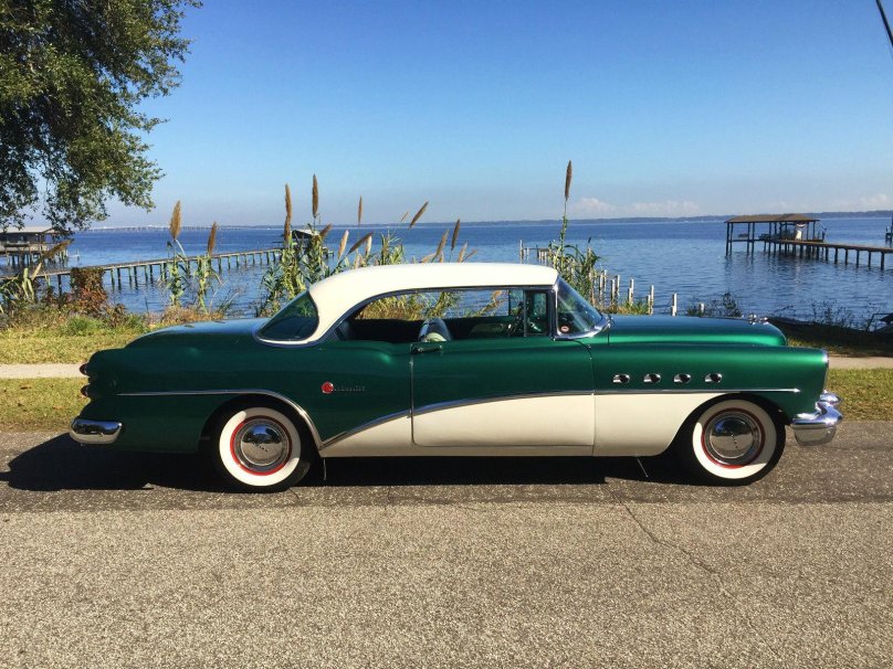 Buick Roadmaster 1954