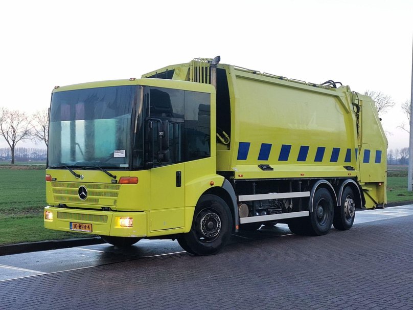 Mercedes Benz Econic 2628