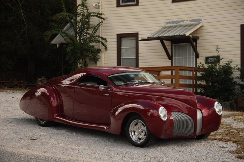 1939 Lincoln Zephyr Coupe