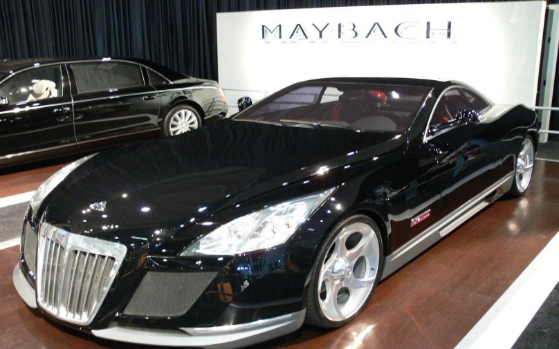 Машина Maybach Exelero