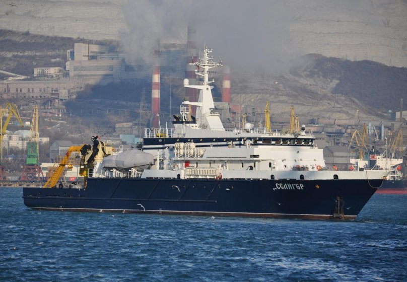 Опытовое судно проекта 11982 Селигер