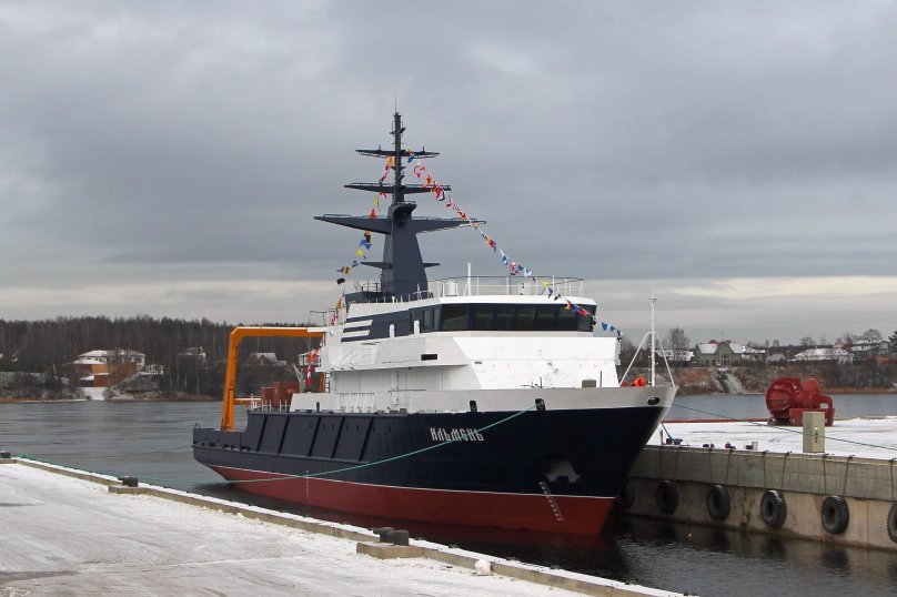 Судно Ильмень проект 11982