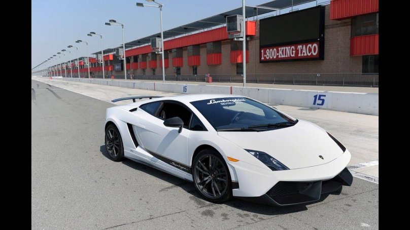 Ламборджини Галлардо 2020