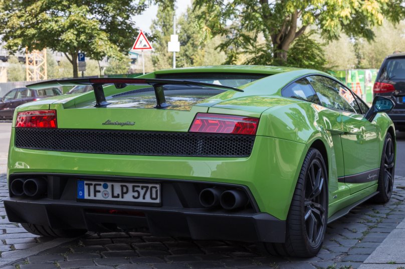 Бугатти Галлардо