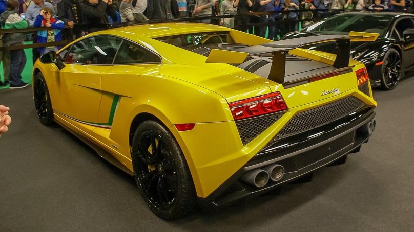 Фото Lamborghini Gallardo LP 540 тире 4