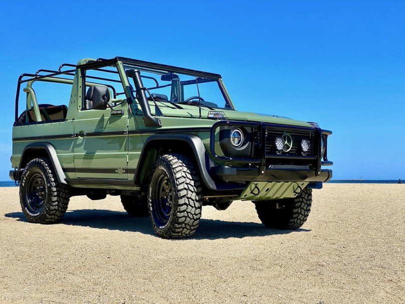 Mercedes g class w461