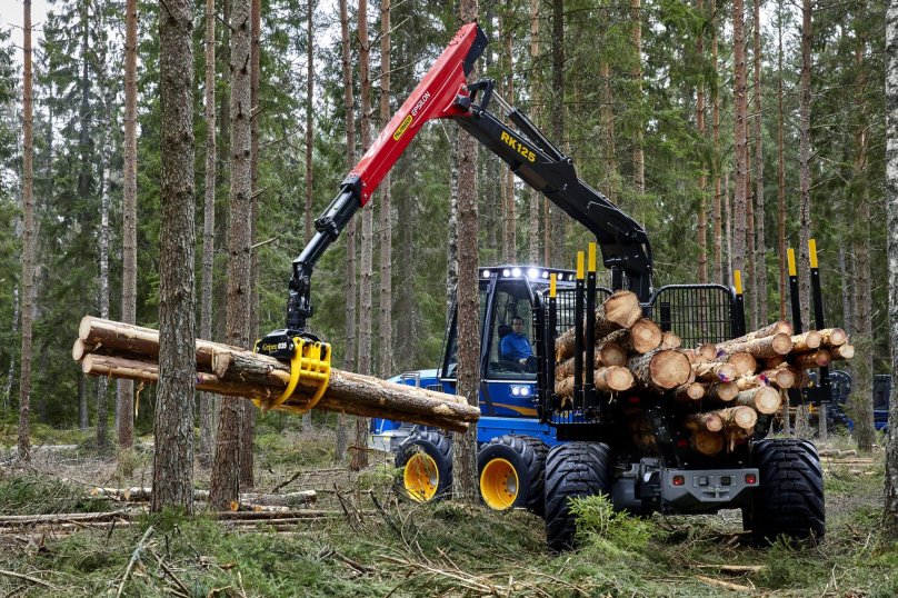 Форвардер Rottne, f15