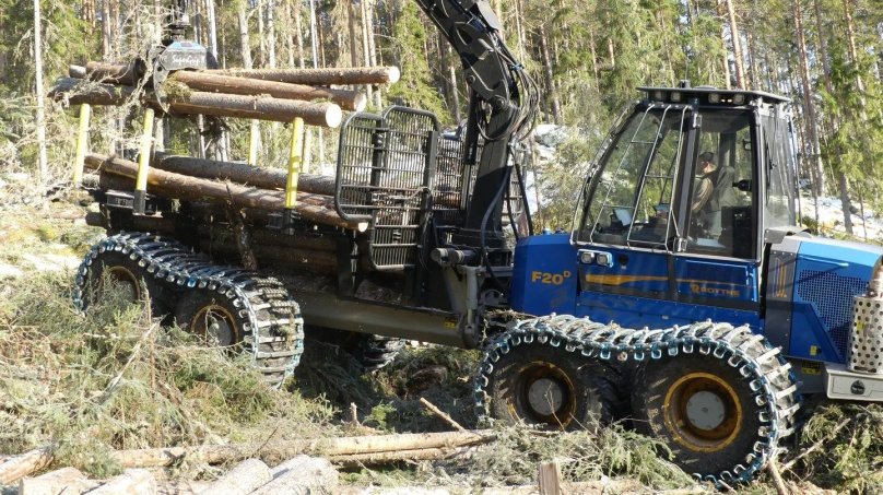 Форвардер John Deere 1510g