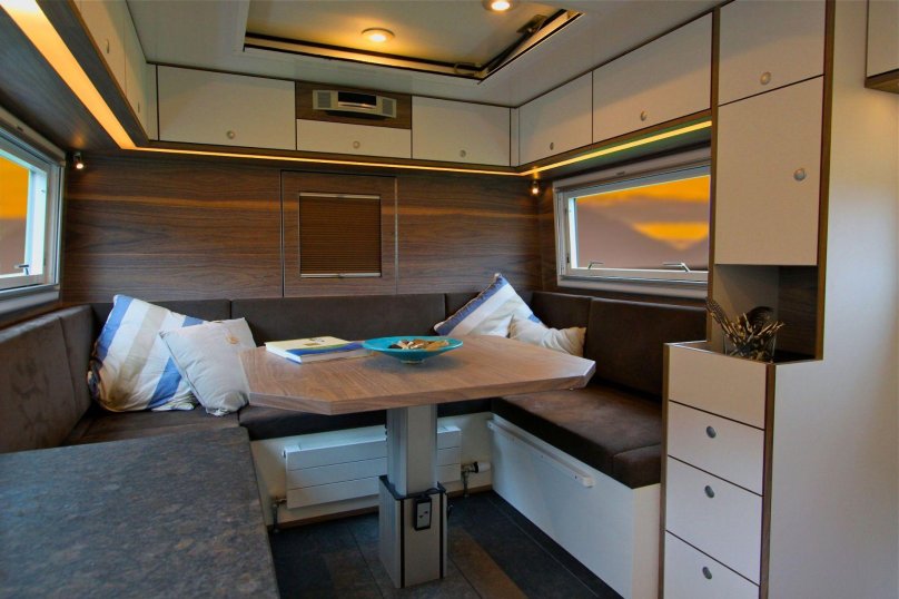 Action mobil Globecruiser Family 7500