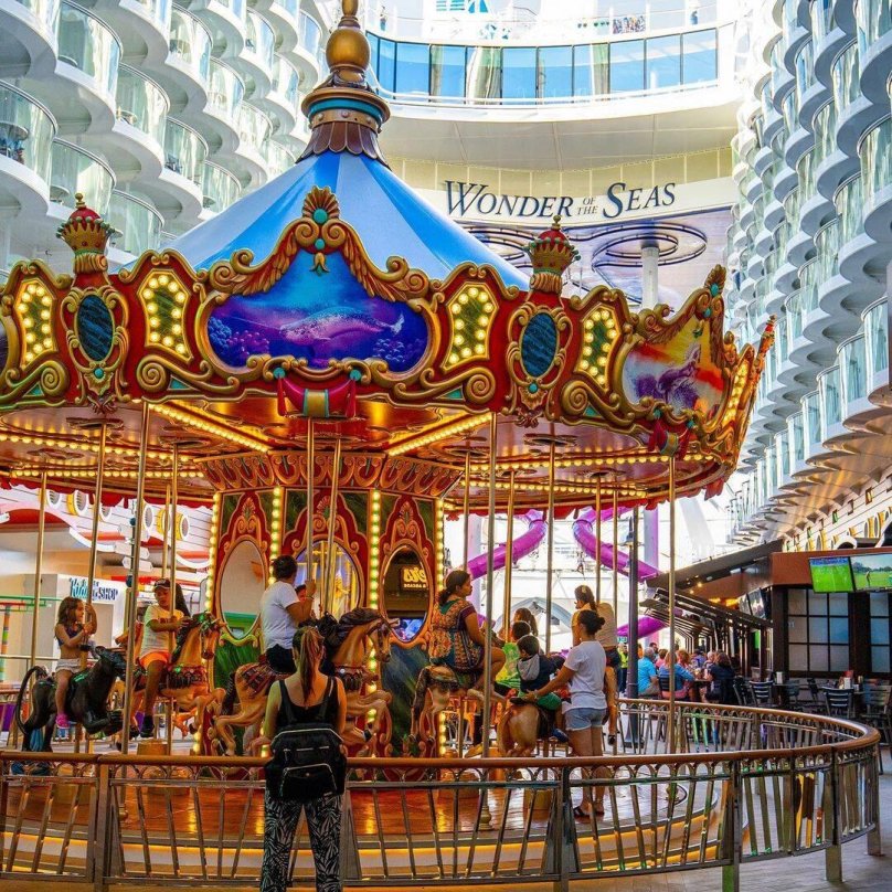 Wonder of the Seas Карусель