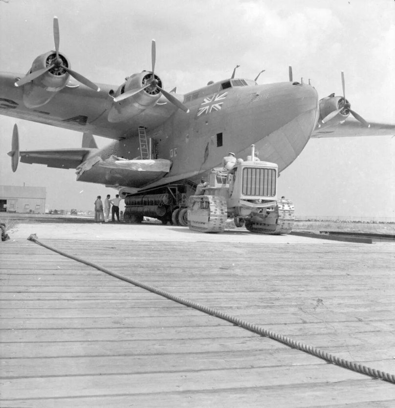 Летающая лодка Boeing 314 Clipper