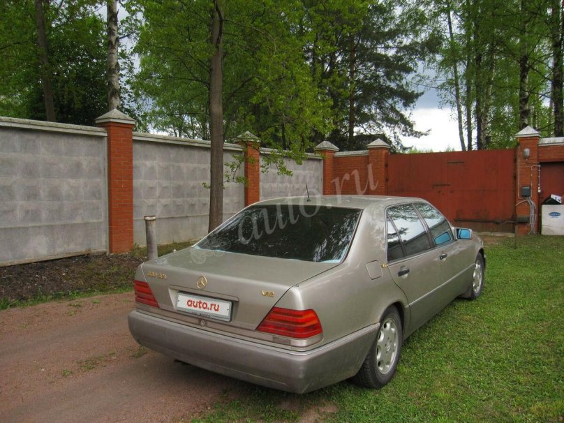 Золотой w140