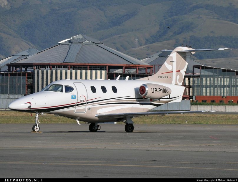 Raytheon 390 Premier IA