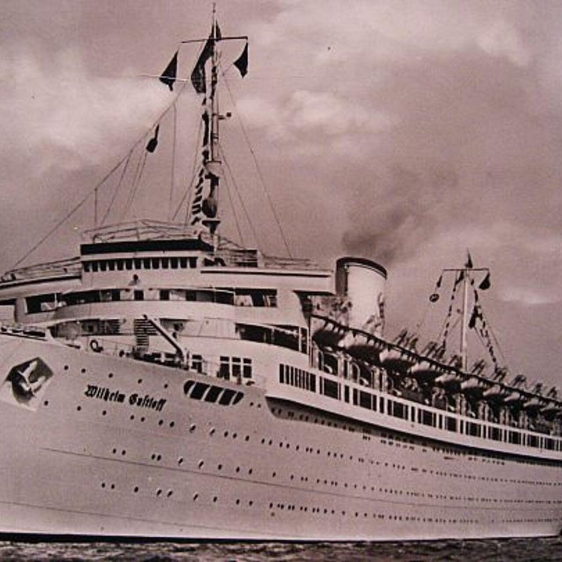 Вильгельм Густлофф судно