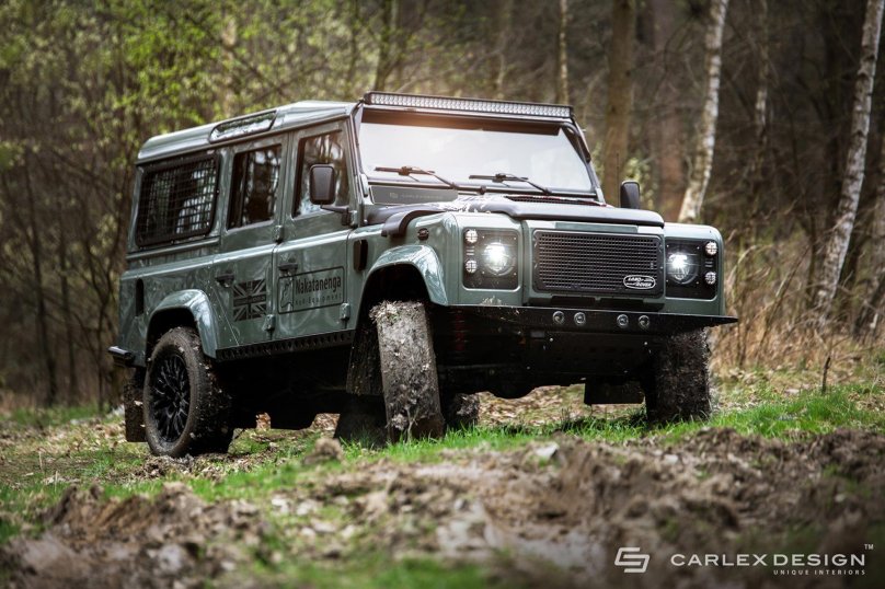 Лэнд Ровер Дефендер 2015