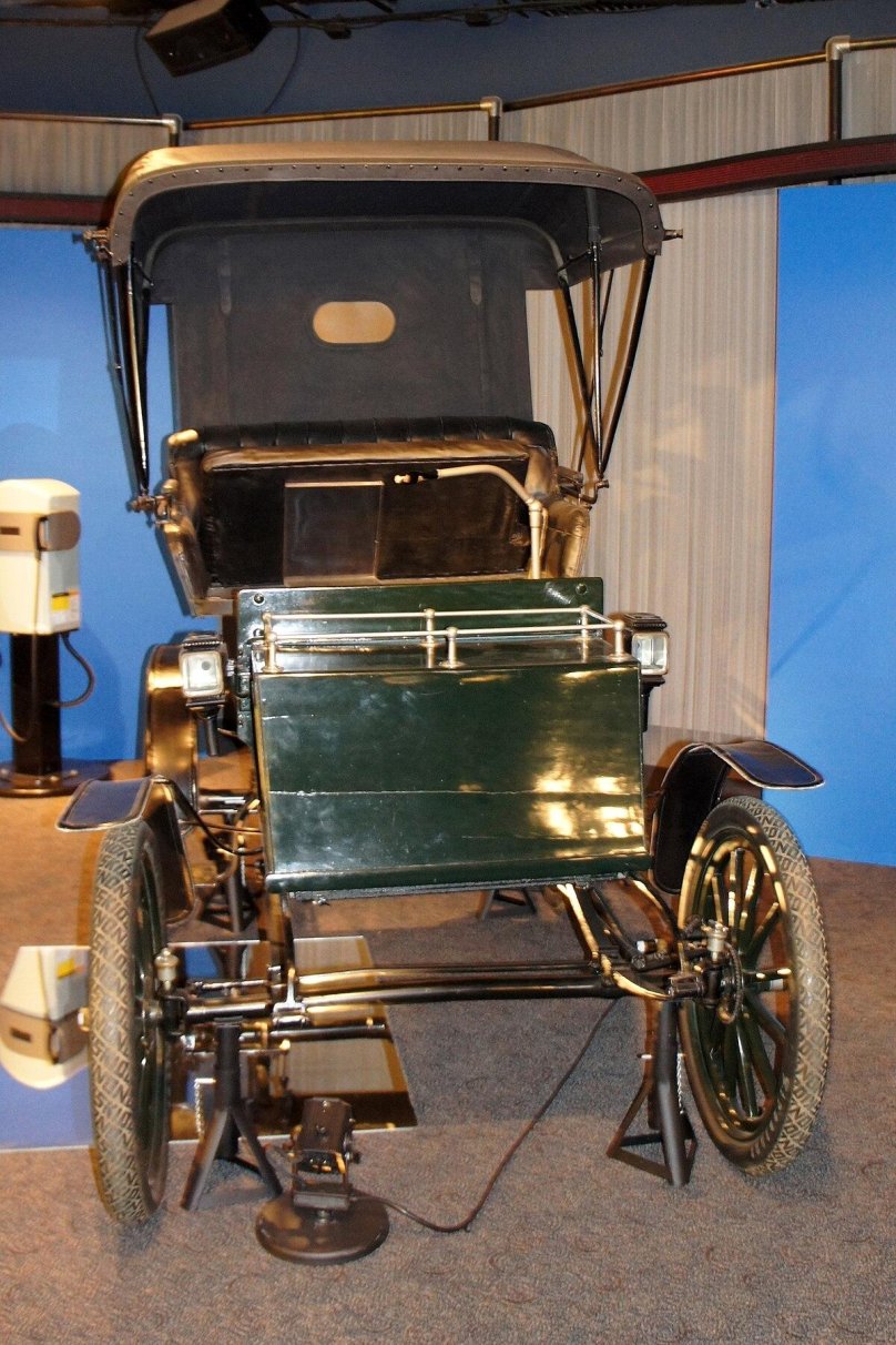 Runabout автомобиль