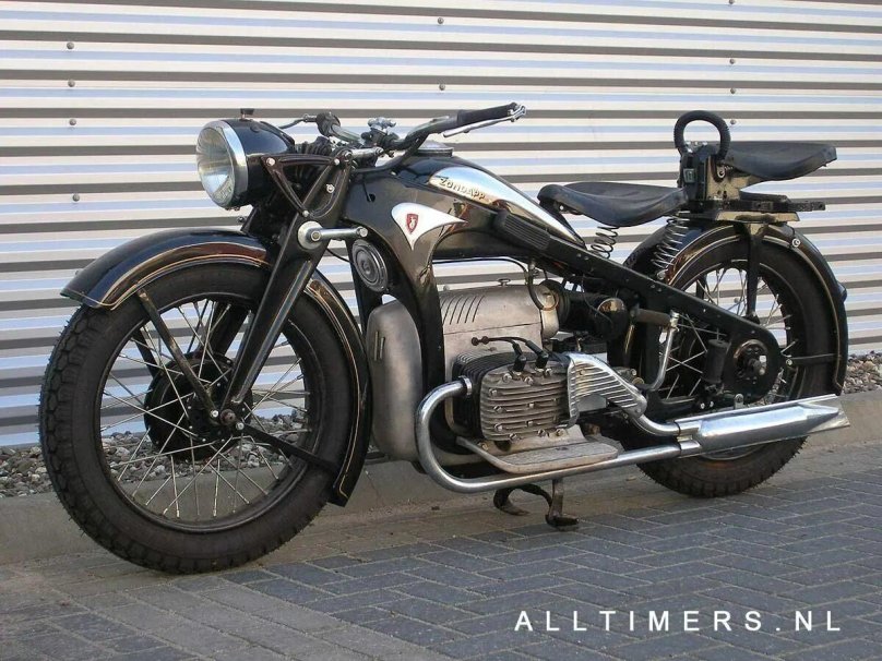 Мотоцикл цундап КС 800