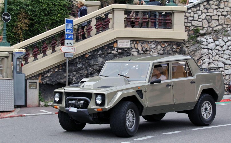 Lamborghini Military lm002