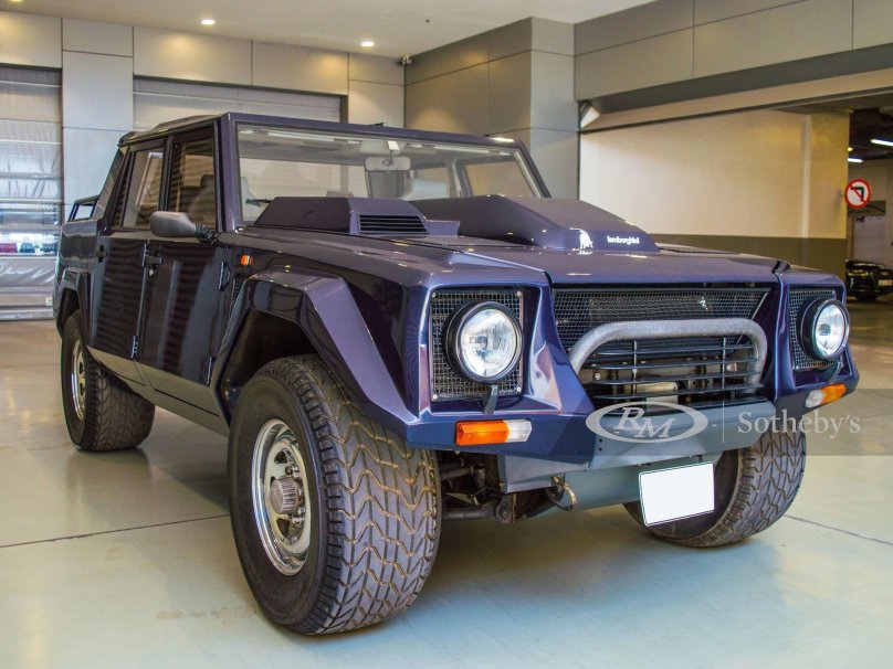 Lamborghini внедорожник lm002