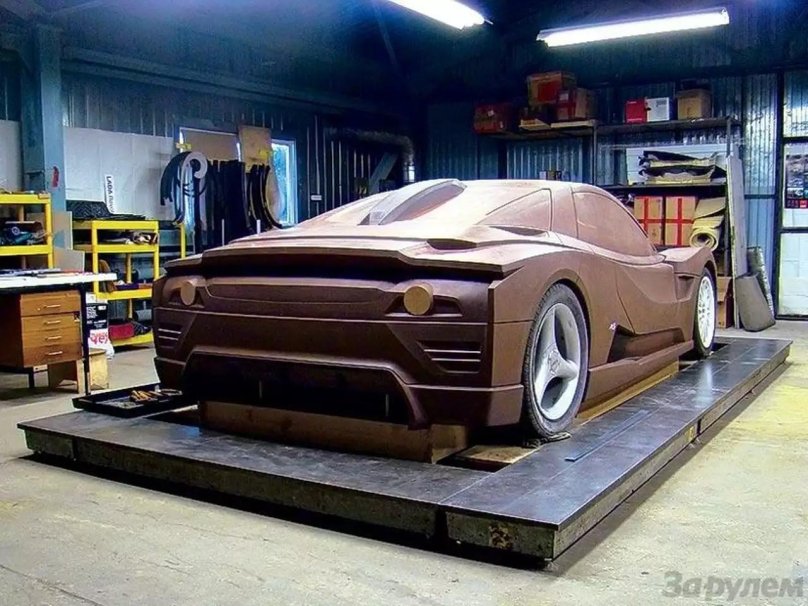 Лада революшен