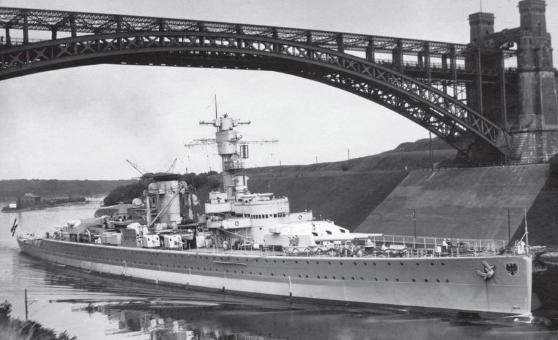 Admiral Scheer крейсер