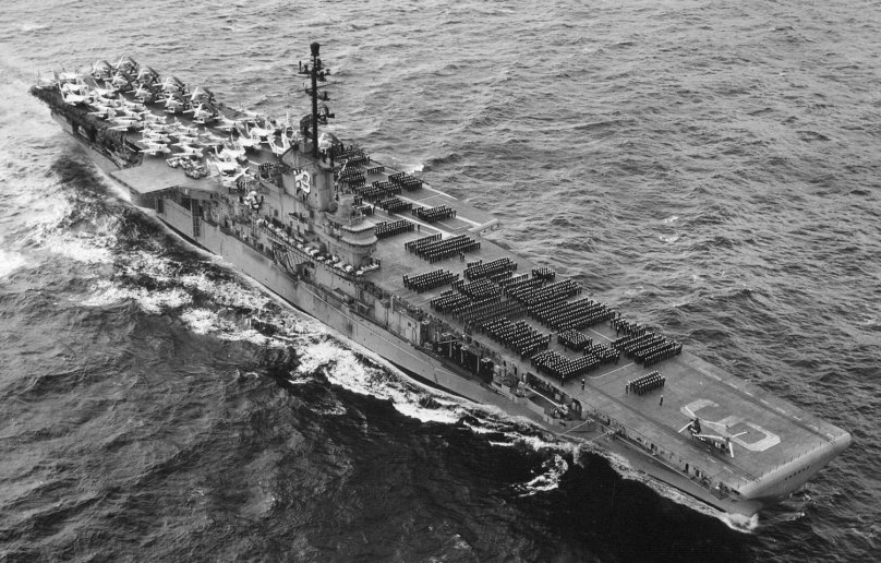 Эссекс корабль авианосец