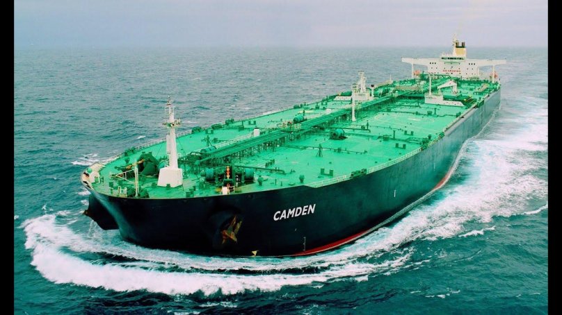 VLCC танкер шторм