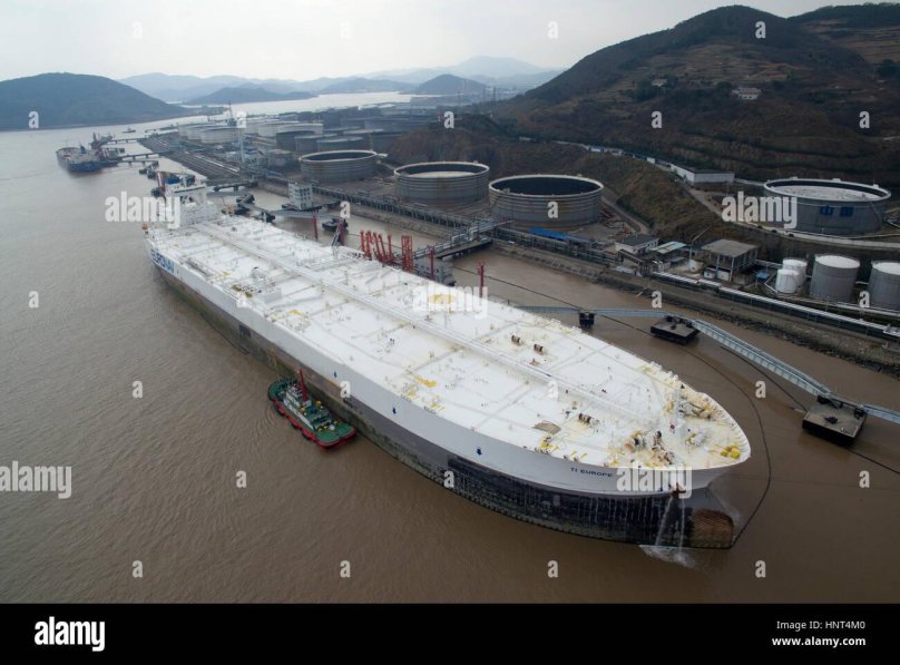 Нефтеналивной танкер