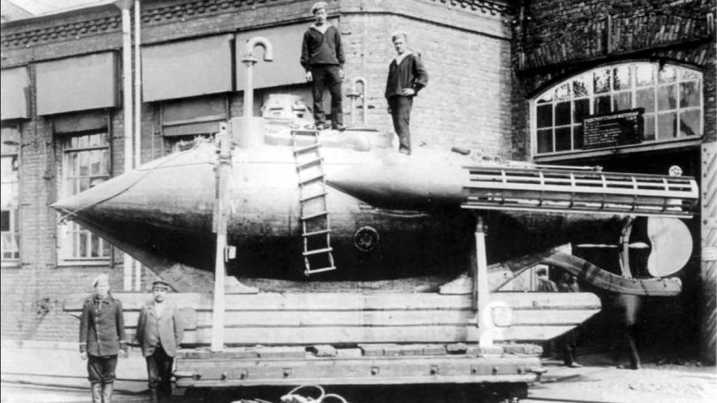 Первая подводная лодка в России 1904