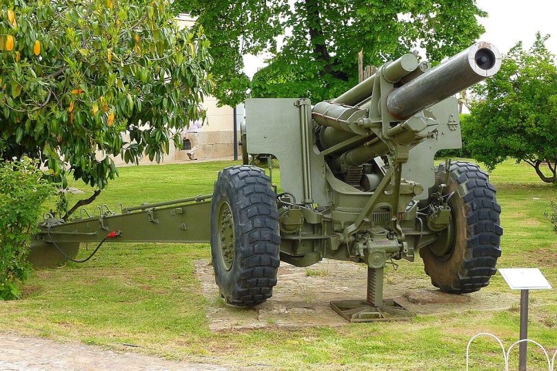 M114 155mm Howitzer 1942
