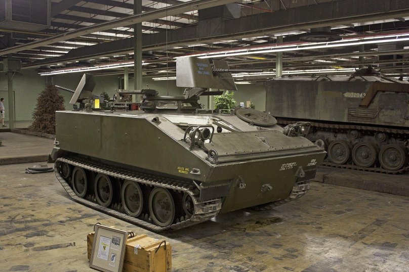 M114 бронетранспортёр