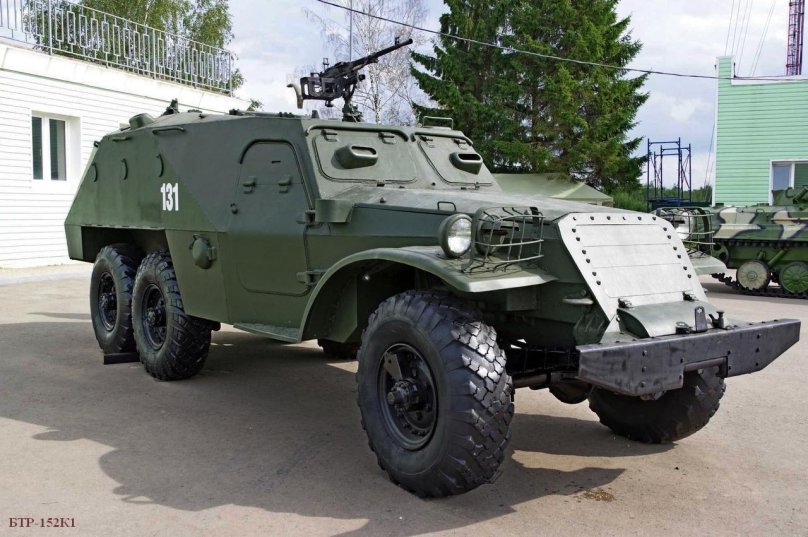 БТР ЗИЛ 152