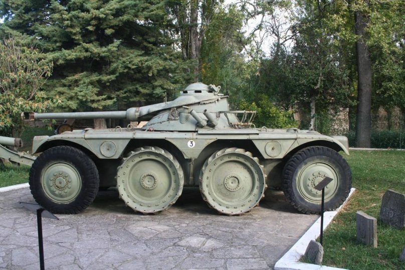 Panhard EBR 75