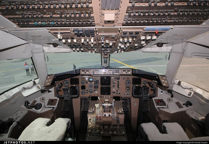 Boeing 767-300 кабина