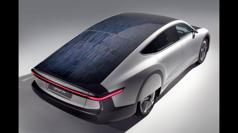 Lightyear one машина