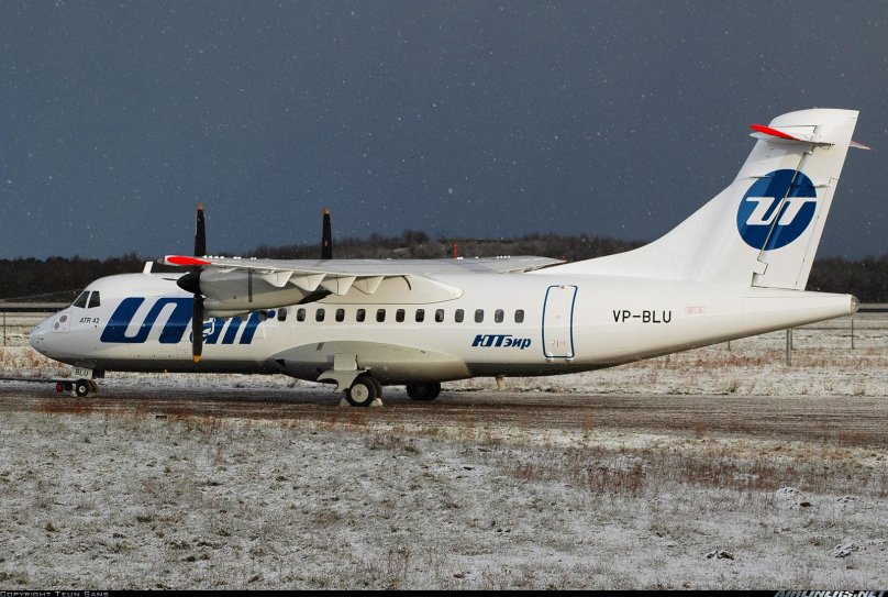 ATR 42 UTAIR