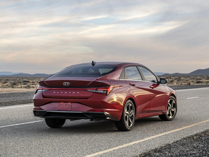 Hyundai Elantra 2021