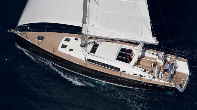 Яхта Beneteau oceanis 58
