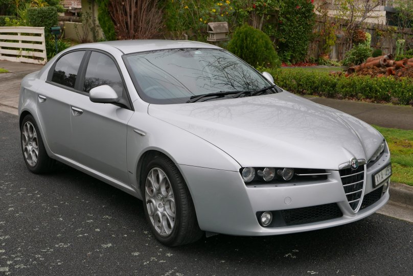 Alfa Romeo 159 2015