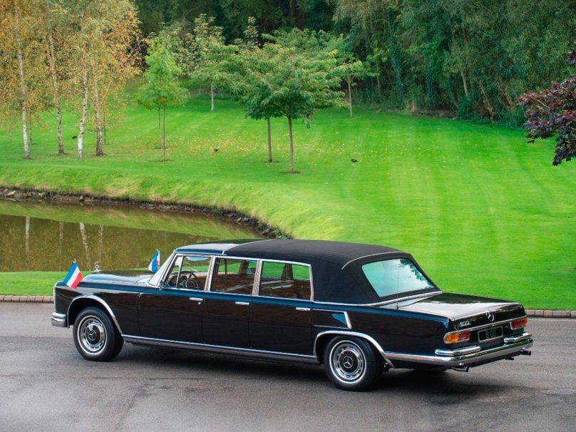 Mercedes-Benz 600 Pullman Limousine