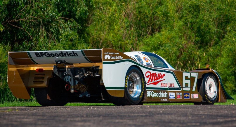 Porsche 962