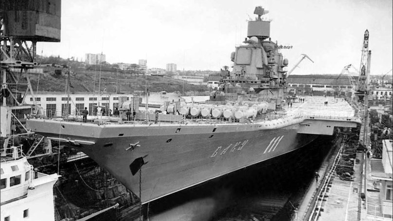 ТАВКР 1143 Баку