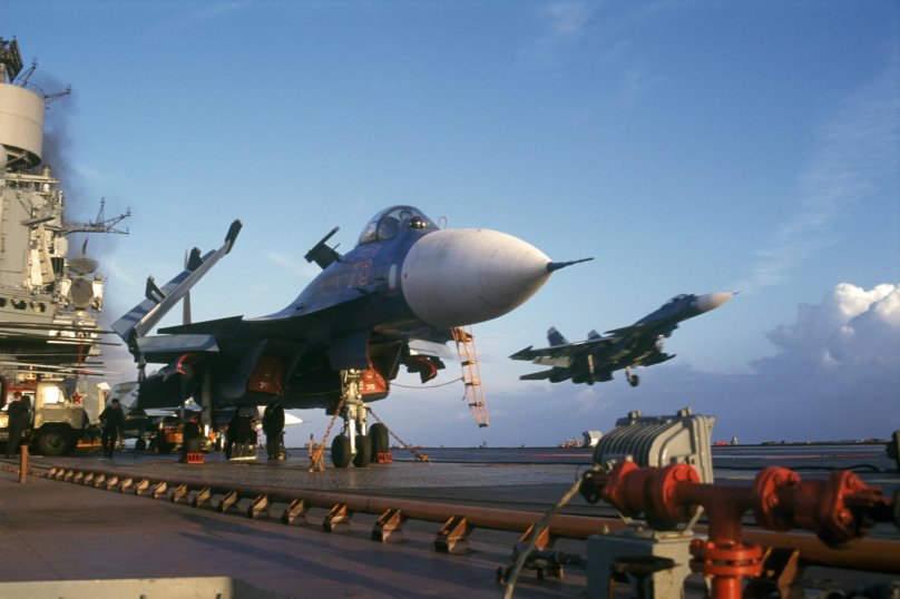 Авианесущий крейсер Адмирал Кузнецов