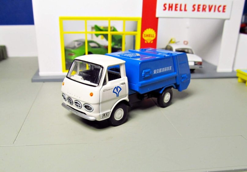 Tomica Limited Vintage 1/64