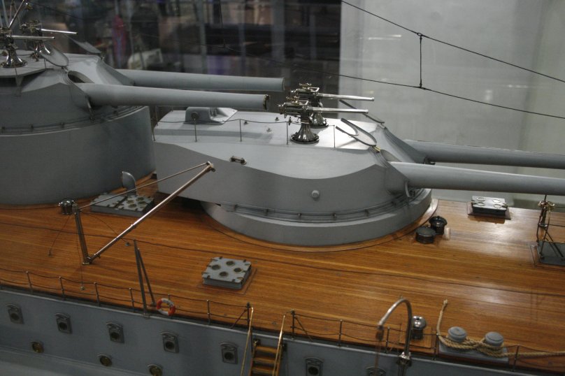 Вирибус Унитис 1/350