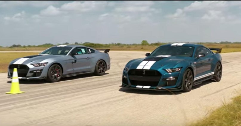 Форд Мустанг 2022