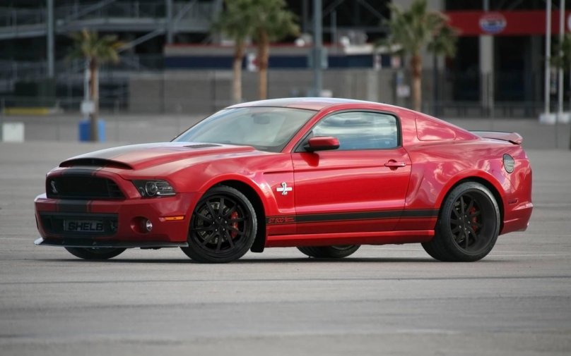 Форд Мустанг Шелби gt 500 super Snake